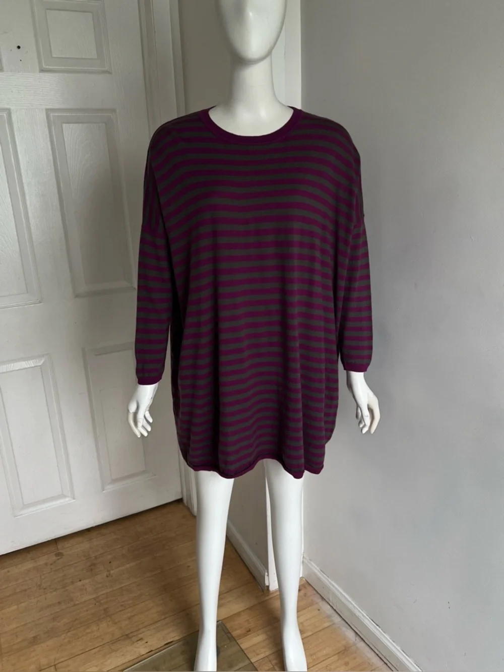 Marimekko Women’s Oversized Knit Sweater Dress Sz M Pink Grey Striped 100% Wool - Picture 3 of 10